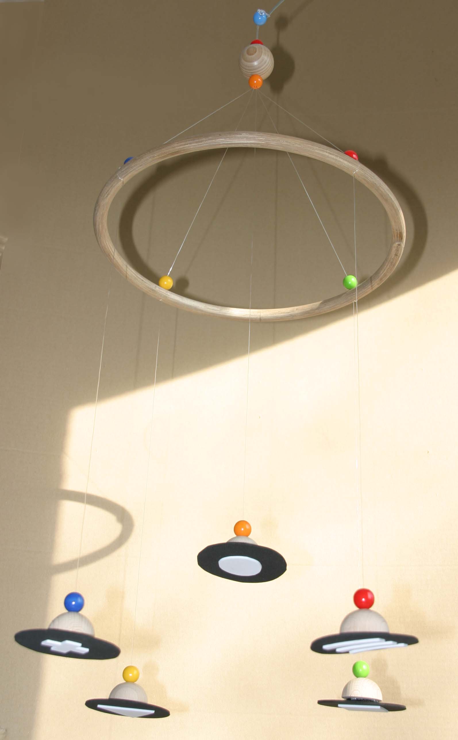 MiMo Mobilé Basisausführung mit Kontrastfiguren